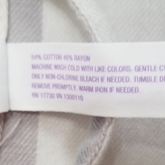 NWT Stars Above Gray Plaid Cozy Flannel Robe Size XS/S - Picture 8 of 10